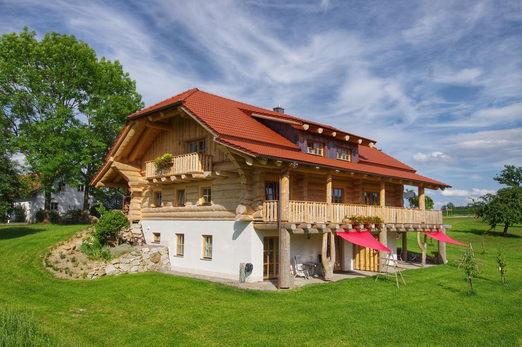 Holzhaus Lugerhof Leilighet Roding Eksteriør bilde