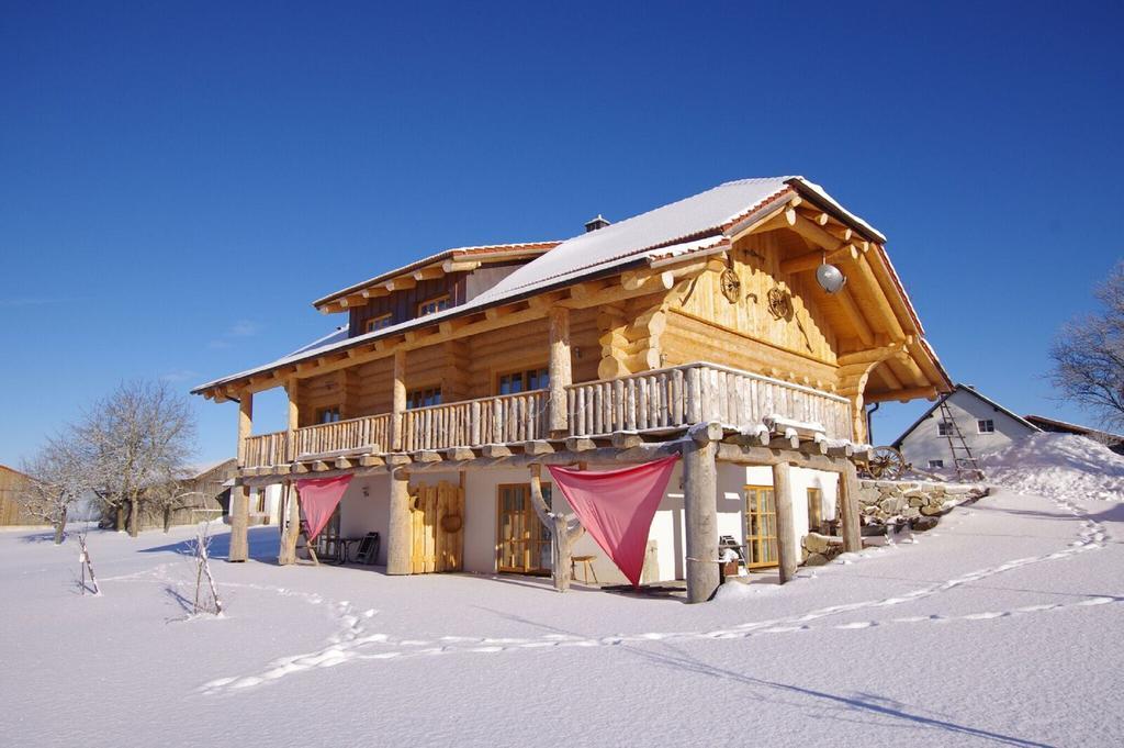 Holzhaus Lugerhof Leilighet Roding Eksteriør bilde